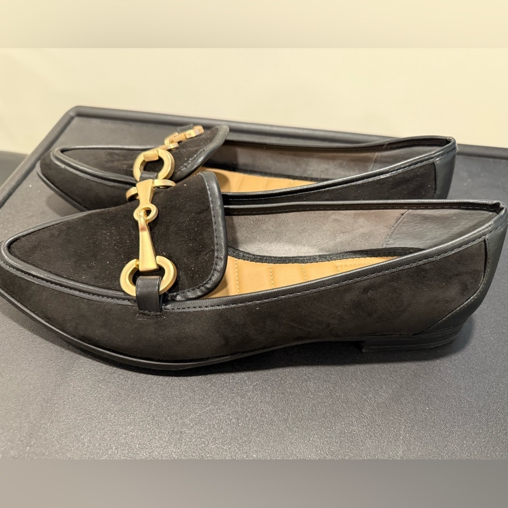 Kelly & Katie Black Loafers with Gold Accent Business Casual Classy Versatile - Picture 3 of 10